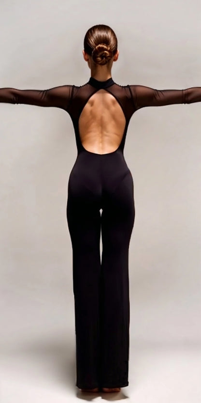 Танцювальний комбінезон з сітчастими вставками та кльошем від коліна